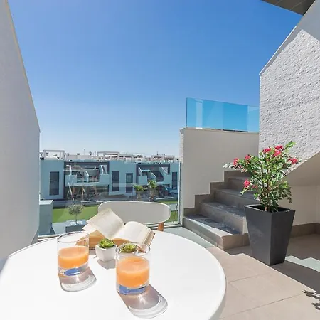 Calle Bullas Topfloor Apartment Torrevieja